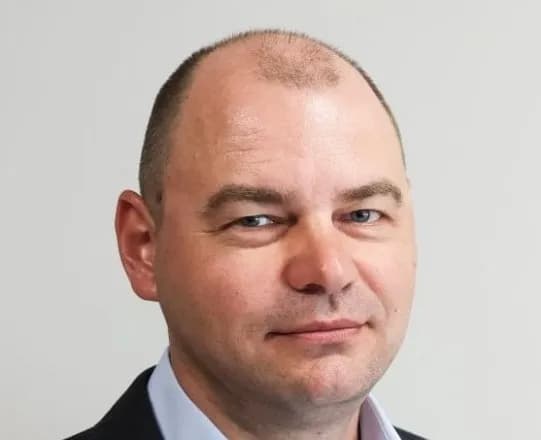 Олег Толмачев