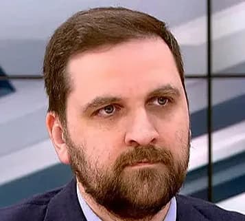 Александр Макаров