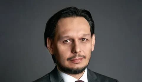 Maxim Khrustalev