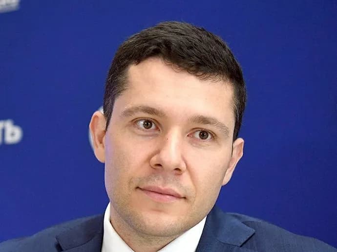 Антон Алиханов