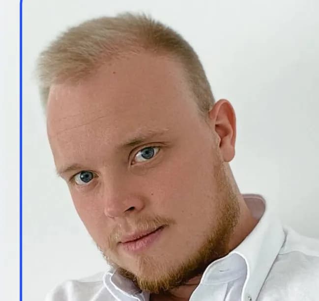 Андрей Кутепов