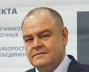Bлaдимиp Лyчникoв